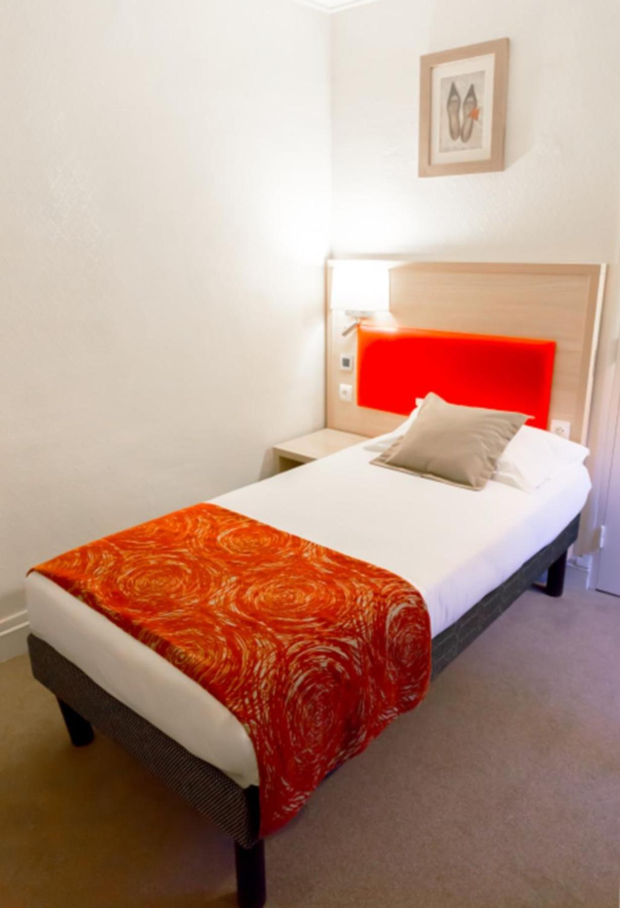 D'Win Hotell Paris Exteriör bild