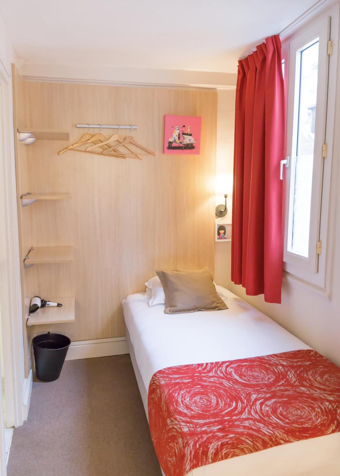 D'Win Hotell Paris Exteriör bild