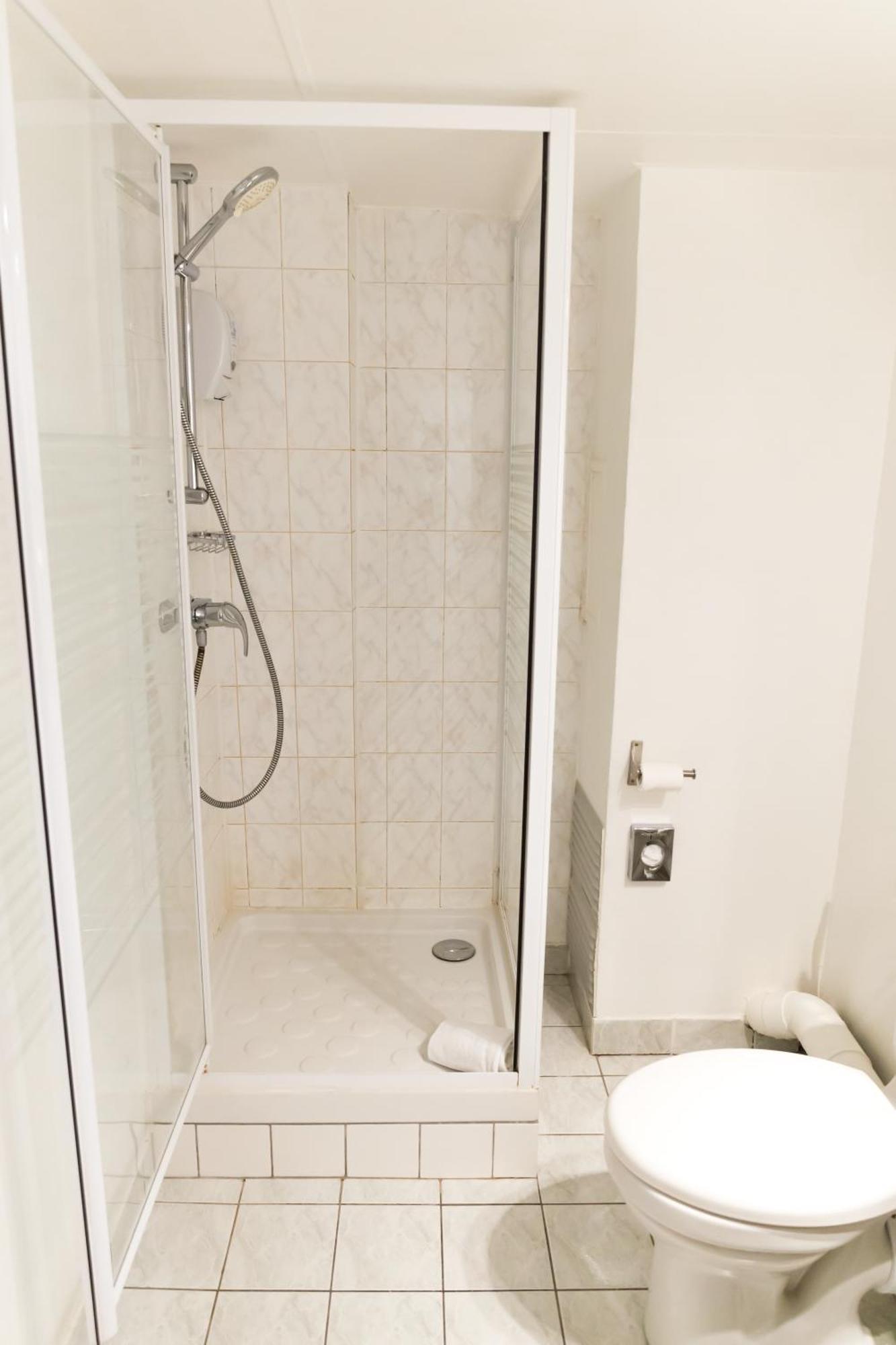D'Win Hotell Paris Exteriör bild