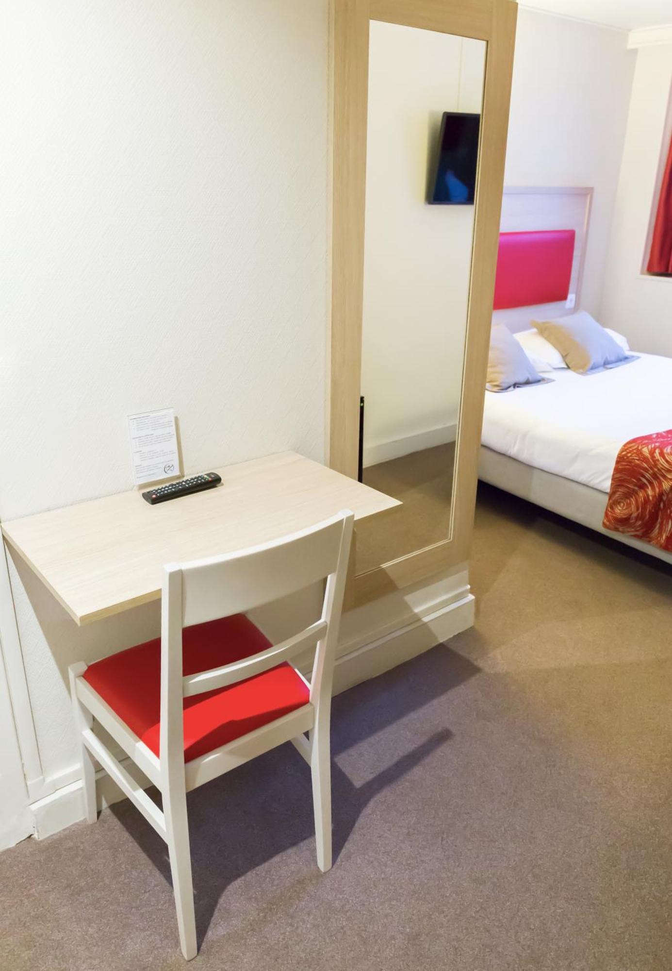 D'Win Hotell Paris Exteriör bild